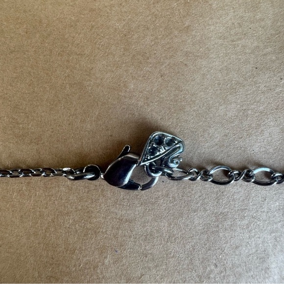 Swarovski Crystal Silver Pendant Necklace - Picture 3 of 4